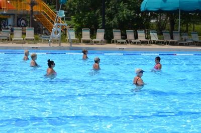 Aqua Aerobics Class (400x265)
