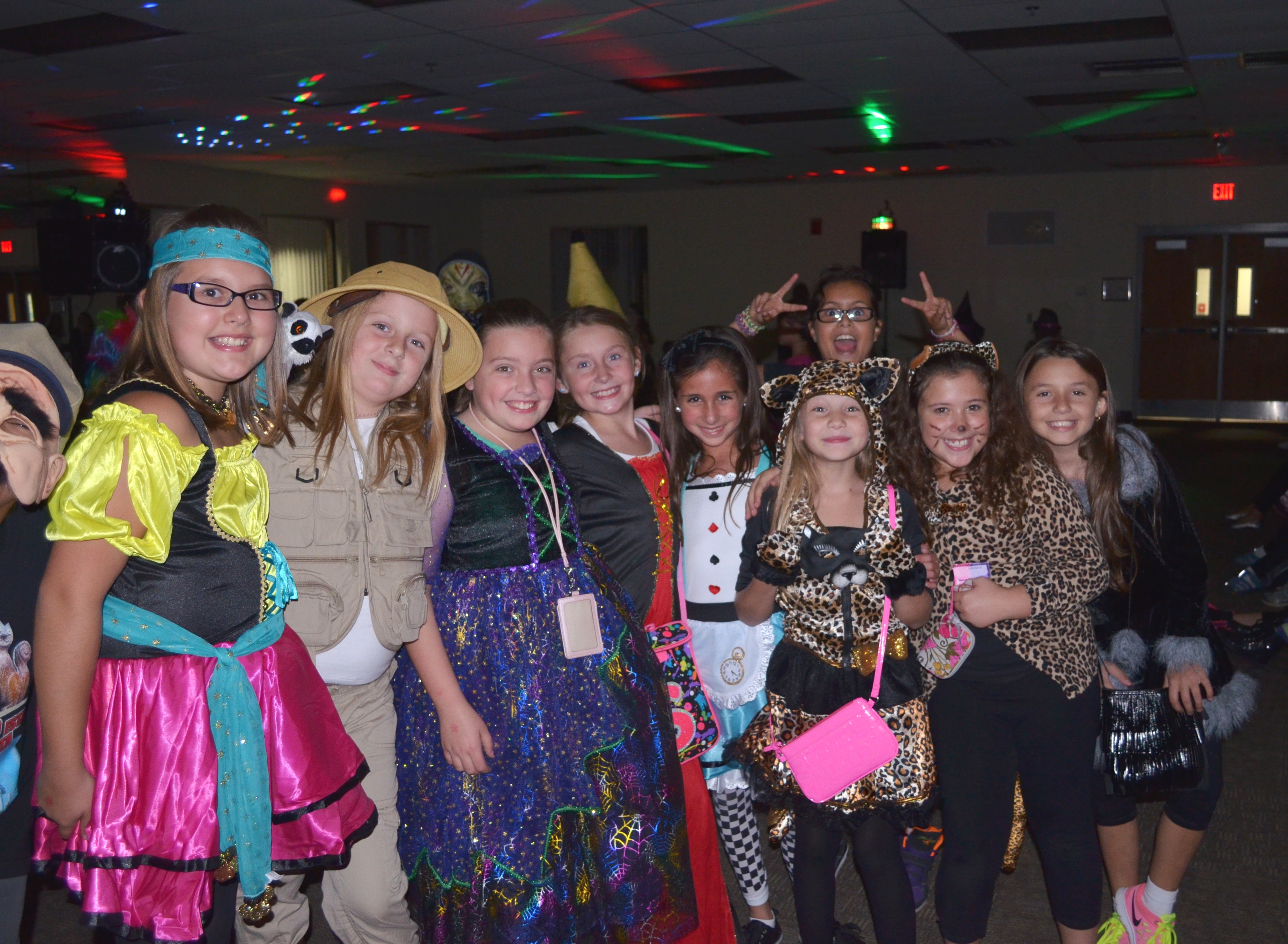 Club Fri Night Tweens